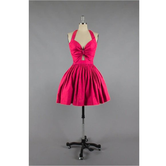 Hearts And Found Dresses & Skirts - NWT Hearts and Found Retro Dolly Dress In Raspberry Red